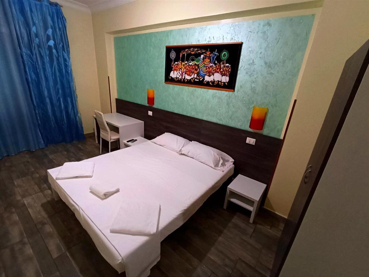 Tiburtina Guesthouse Roma Exterior foto
